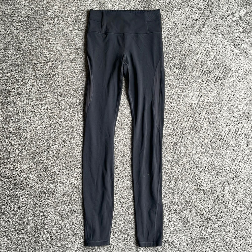 Athleta Aura Heel Tight In Powervita Black